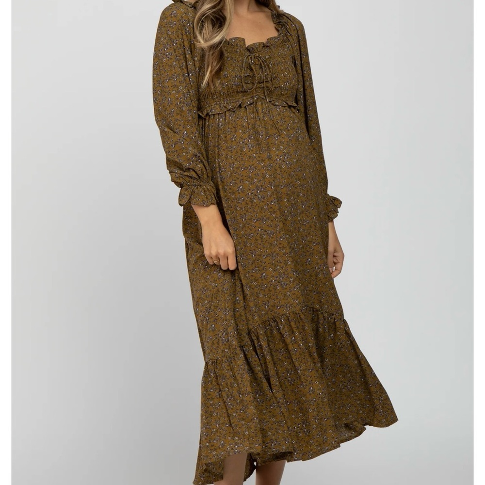 Pink blush Olive Floral Ruffle Sweetheart Neck Maternity Midi Dress